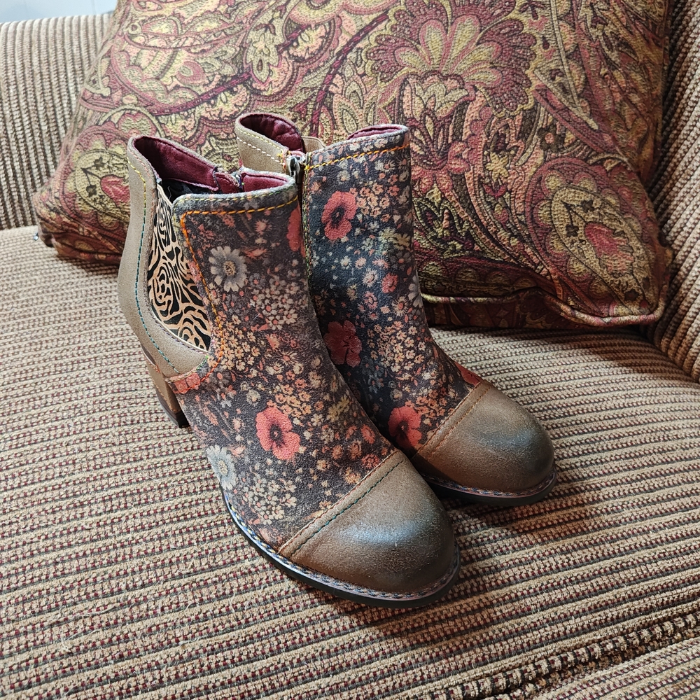 L'Artiste by Spring Step Womens Melvina Leather Booties - Brown Floral, 37 EUC